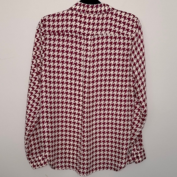 KUT houndstooth button blouse.                   Size: Medium - Picture 2 of 7